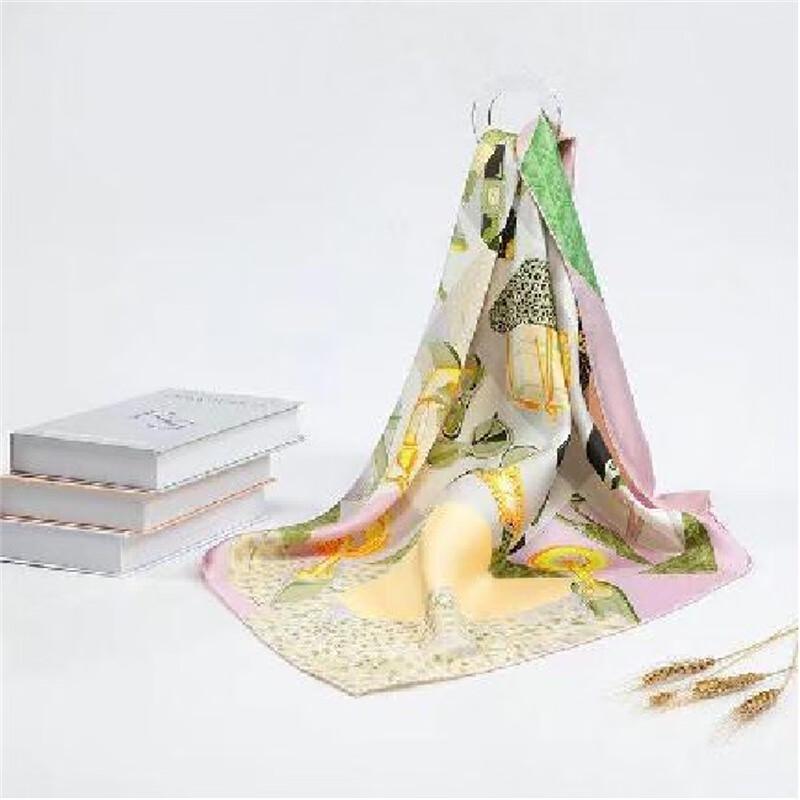 Yilian 100% Mulberry Silk Large Square Scarf