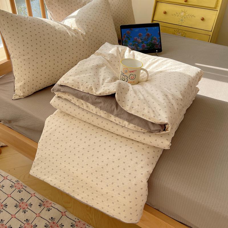 

Летнее одеяло 2025 года Новое Охлаждающее одеяло из стираного хлопка Прекрасное украшение дома Удобное Легкое С наволочкой Простыня 1pcs Quilt 150x200cm