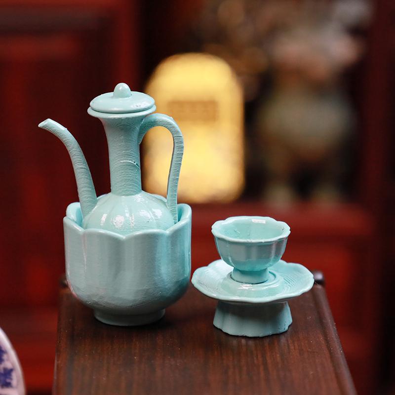 Dollhouse Mini Chinese Ancient Style Imitation Celadon Hand-held Teapot Tea Cup Model Dollhouse Kitchen Accessories
