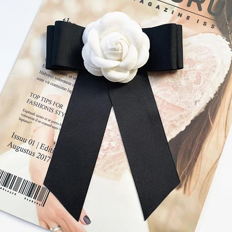 Vintage Camellia Bow Tie Brooch for Women College Fabric Flower Shirt Collar Pin for Wedding Party Preppy Aesthetic Clothing