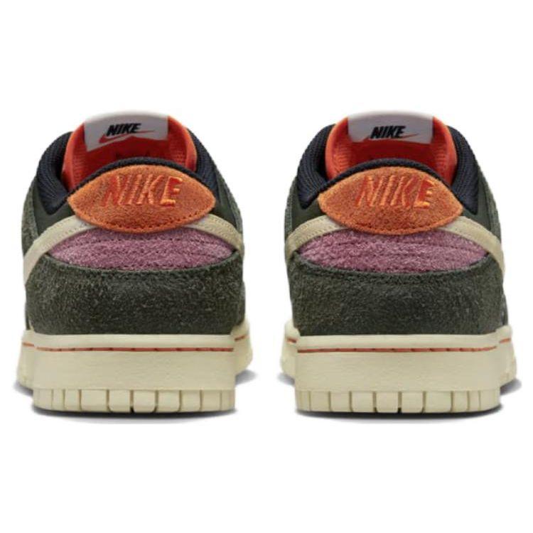 Nike Dunk Low SE Gone Fishing - Pstruh duhový Pánské tenisky Zelená Sekvoj Bezpečnostně oranžová FN7523-300