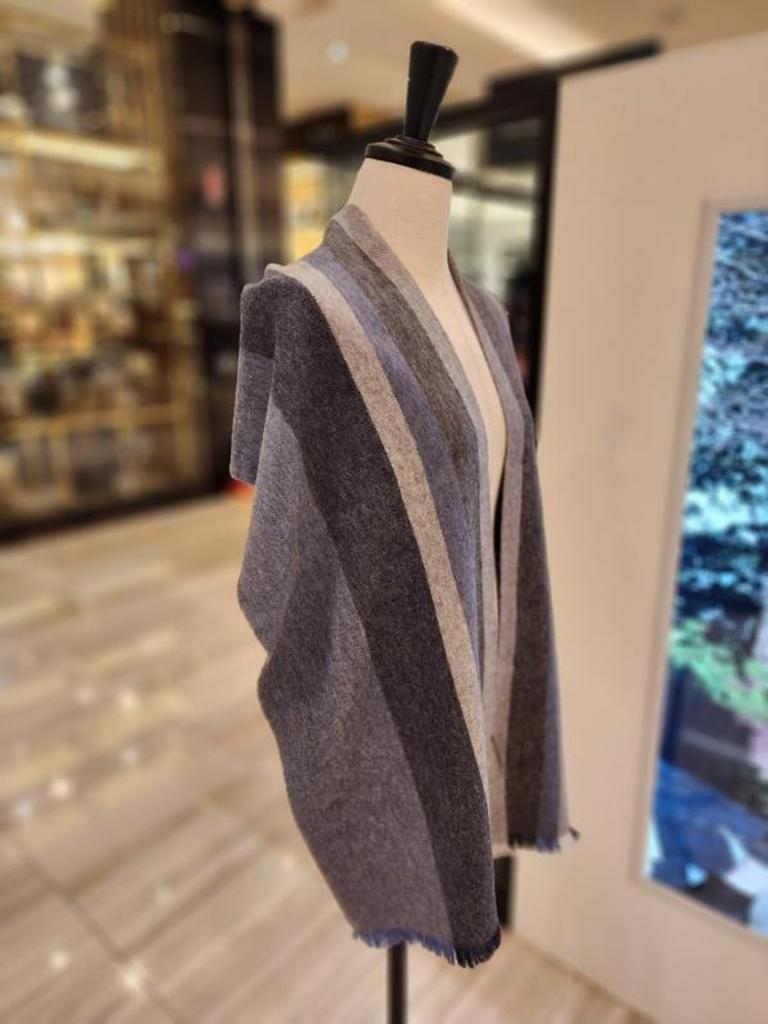100% Cashmere Lexi E22F1WM004