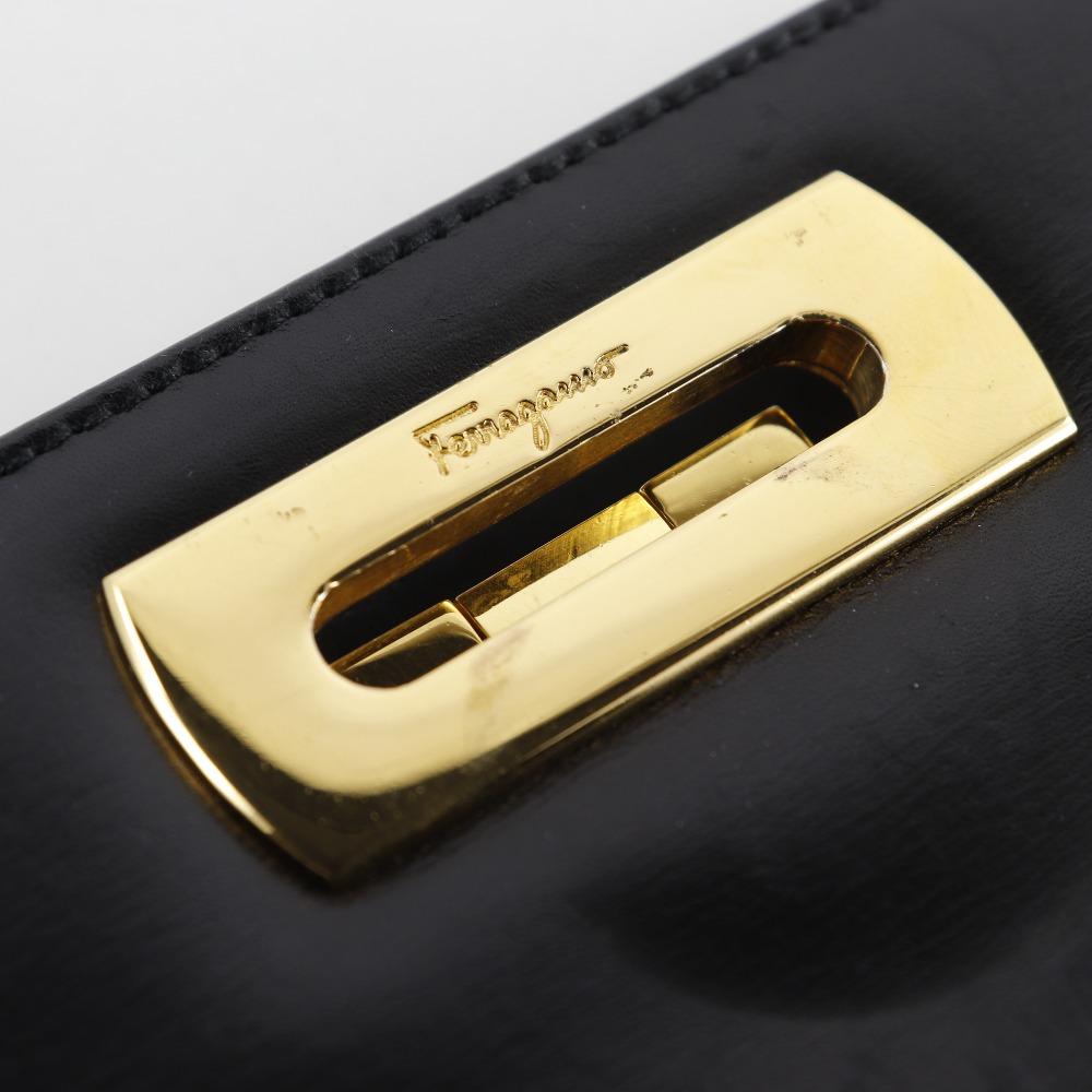 Salvatore Ferragamo ChainShoulder Shoulder Bag P21-0587 Gancini 2-way Clutch Black Calfskin Women Used