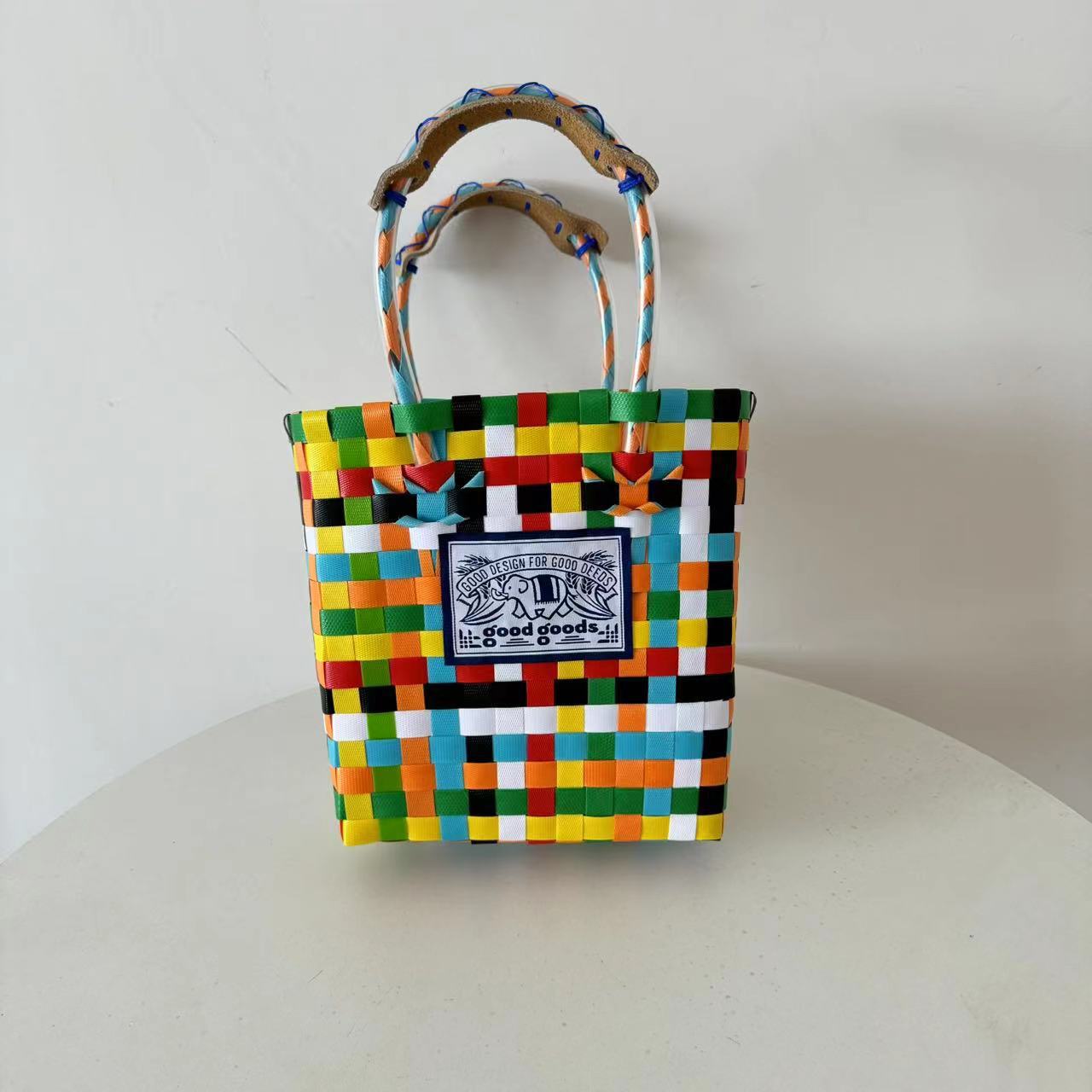 

Color plaid hand-woven bag, portable elephant bag, rainbow bag, trendy brand multi-color Thai vegetable basket bag. 18*9*21