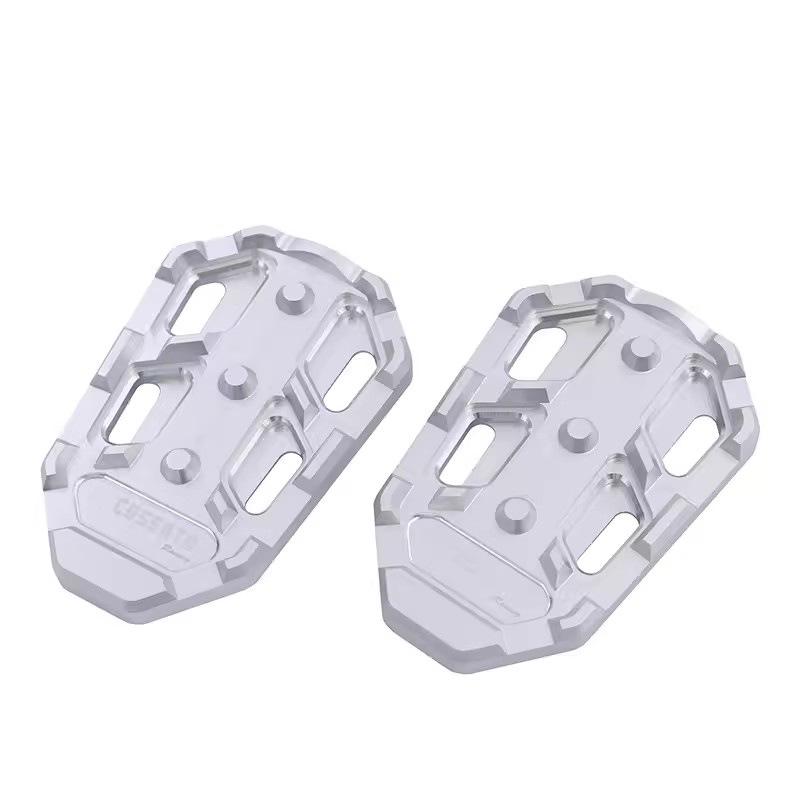 

Non-Slip Enlarged Footpegs & Pedals for Zontes 310X/310R/310T серебряный