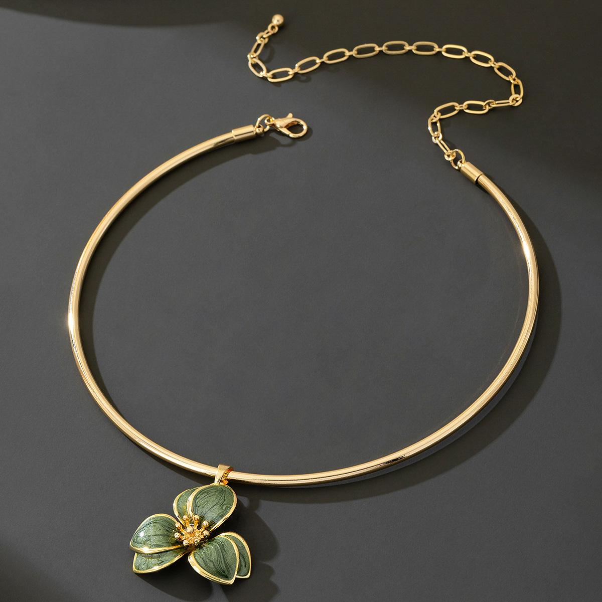 

Simple Oil-Infused Flower Earrings And Necklace Set - Casual Jewelry Set For Women
