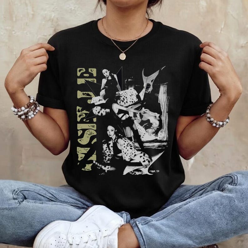 

Retro Aespa T-shirt, Aespa Dirty Work Shirt, 2026 Aespa Live Tour SYNK Aexis Line Shirt, Aespa Whiplash Shirt, Aespa Members Tee M чорний