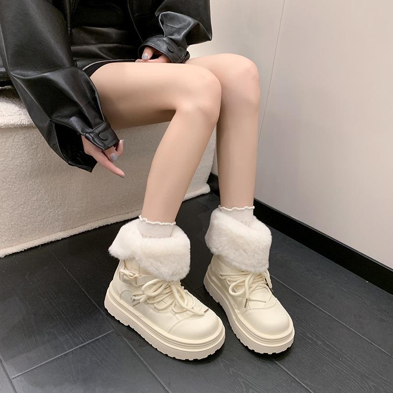 Flip the Hair and Wear Two Non-slip Thick-soled Snow Boots for Women's Winter 2025 New Northeast Warm Cotton Shoes