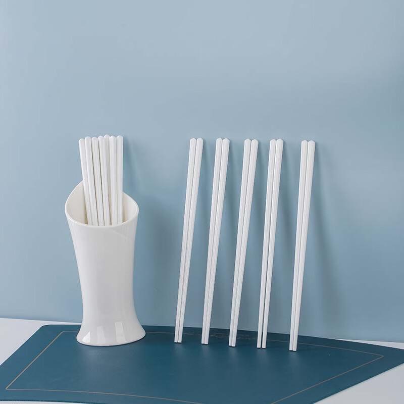 

Jingdezhen Bone China Chopsticks Set