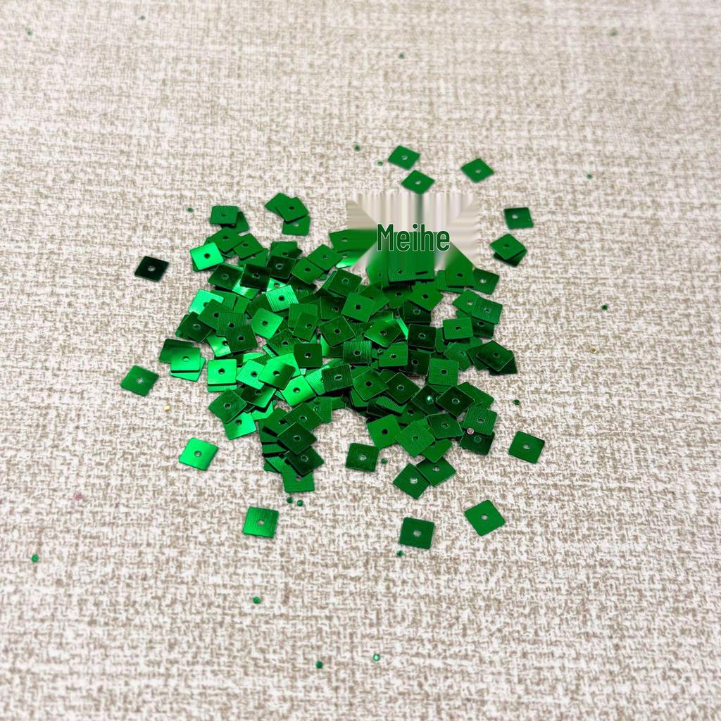 Square Sequins with Hole: PET Quadrilateral Sequins, DIY Bead Jewelry & Stage Costume Accessories