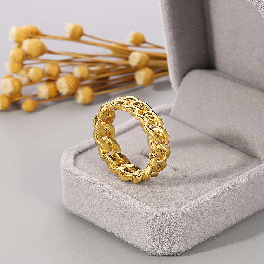 Simple Cuban Style Ring, Fashionable Two-color Twist Ring, Jewelry Trend