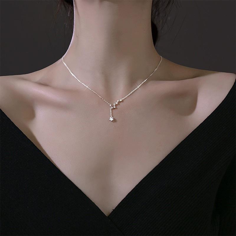 Beidou Seven Star Necklace Women'S Lamp Luxury Niche Design Sense Clavicle Chain Annual Neck Chain Accessories