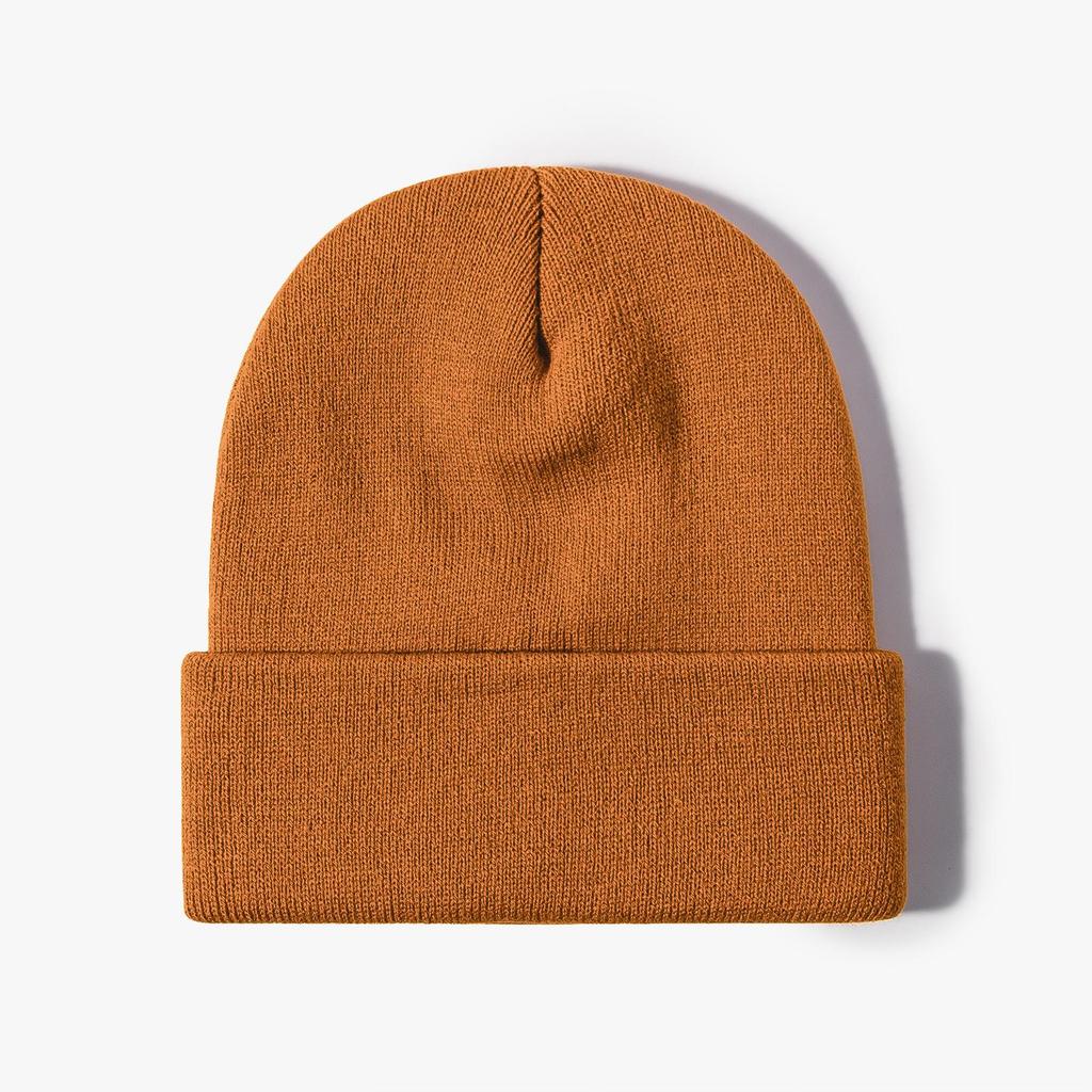 Unisex Korean-Style Embroidered Wool Beanie for Autumn/Winter – Slimming Look, Ideal for Outdoor Activities