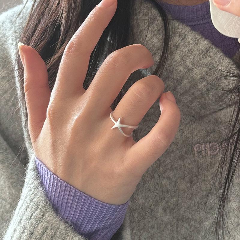 

Elegant Starfish Ring: Fresh, Sweet & Versatile Women s Fashion Jewelry - Exquisite Light Luxury Trend. Adjustable Open Size