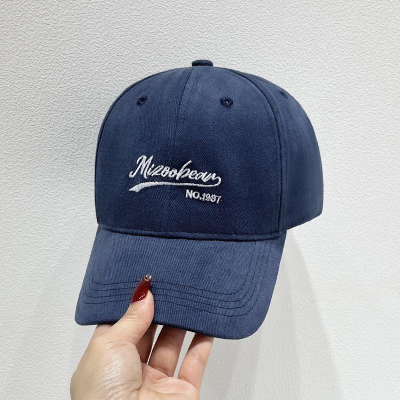 

Бейсболка Vintage Chic с вышитыми буквами для женщин — мягкая, легкая, солнцезащитная, дышащая, регулируемая посадка, идеально подходит для активного отдыха adjustable тёмно-синий