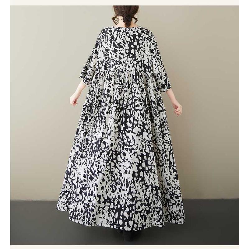 Ladies' Casual Vacation Black and White Leopard Print Round Neck Shoulder with Loose Sleeves, Big Swing Dress