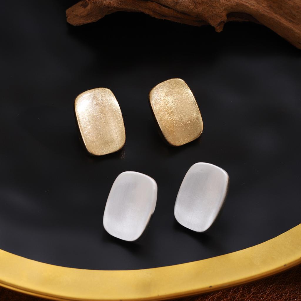 Cold Wind Geometric Brushed Matte Stud Earrings, Light Luxury High-End Sense Niche Simple Temperament Earrings Women