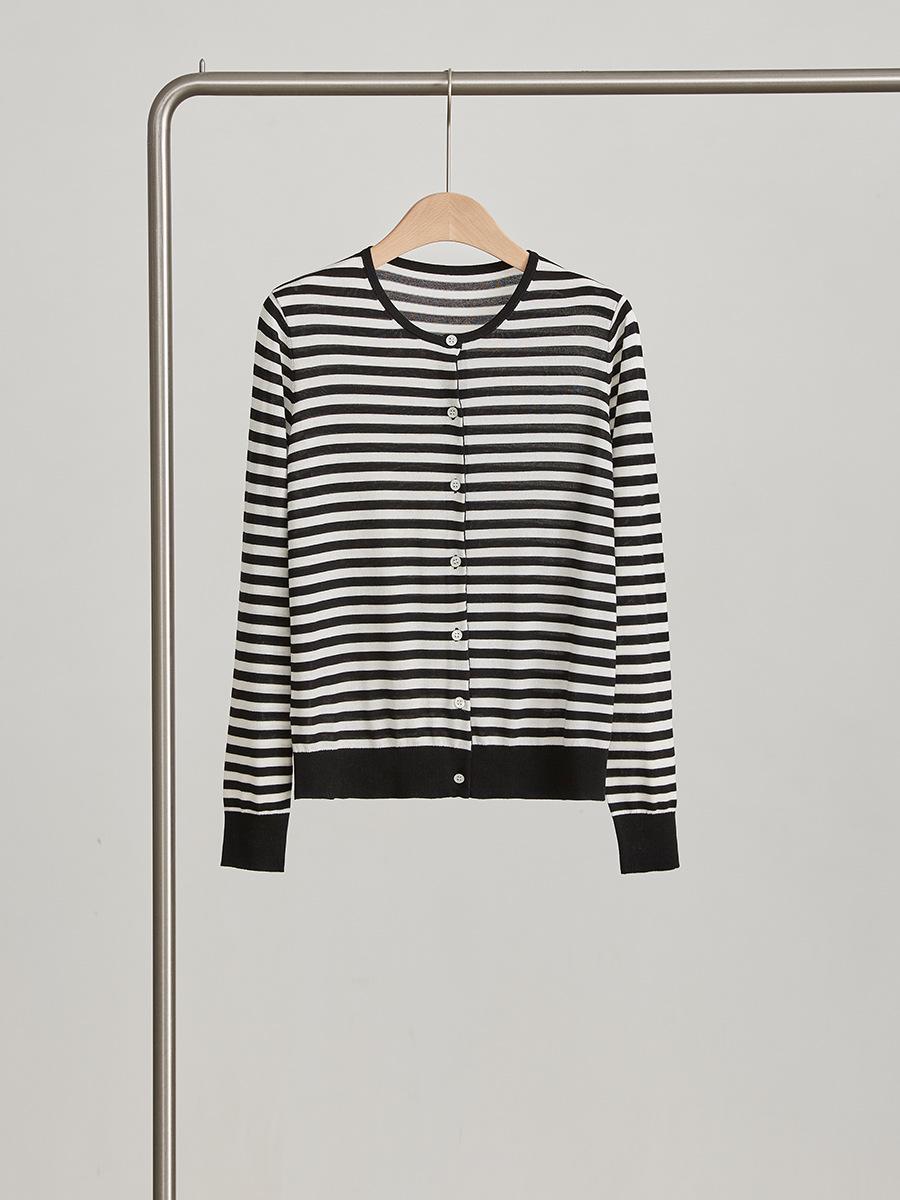 

Осенний кардиган из тутового шелка в черно-белую полоску с круглым вырезом для женщин XL (140 jin)