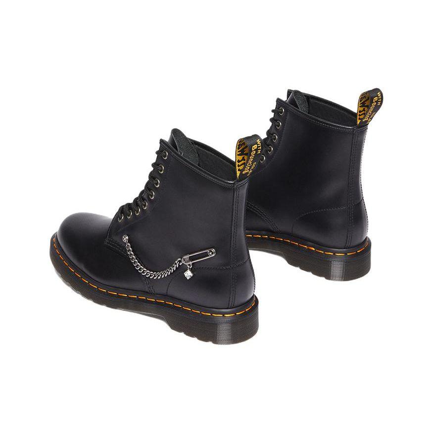 Dr. Martens 1460 Leather Metal Chain Short Boots Unisex boots Black 28016001