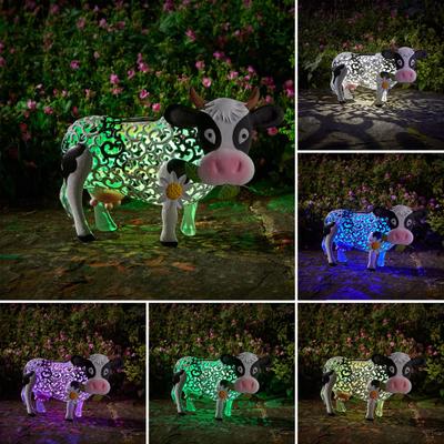 Cow Solar Garden Light Hollow Design IP45 Waterproof Color-Changing Metal Decorative Lamp Cow Statue LED Light