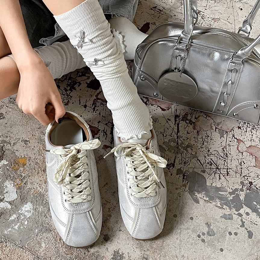 Lightweight sports retro versatile flat-soled German training shoes spring soft-soled lightweight board shoes little white shoes