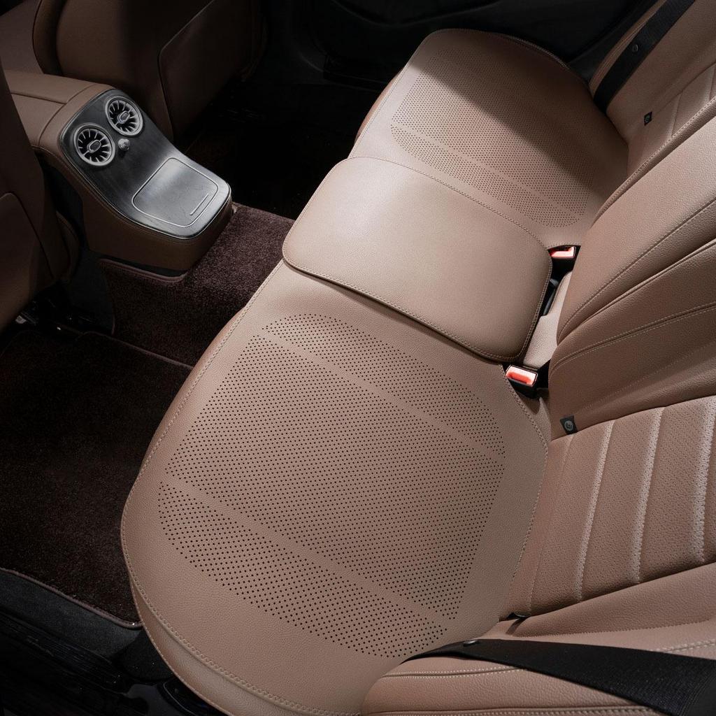 Univerzální prodyšný potah sedadla pro BMW řady 1, 3, 5, 7, X1, X3, X4, X5, X6 - Čtyři roční období, plné pokrytí