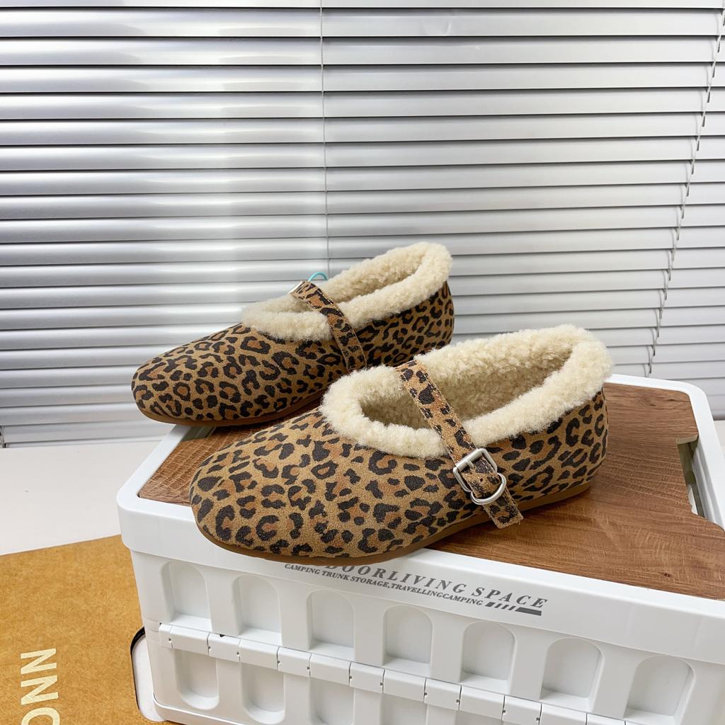 French Fairy Plush Shoes Beanie Shoes Female Flat 2025 Autumn and Winter Soft-soled Mary Jane Shoes Birkenstocks Cotton Shoes