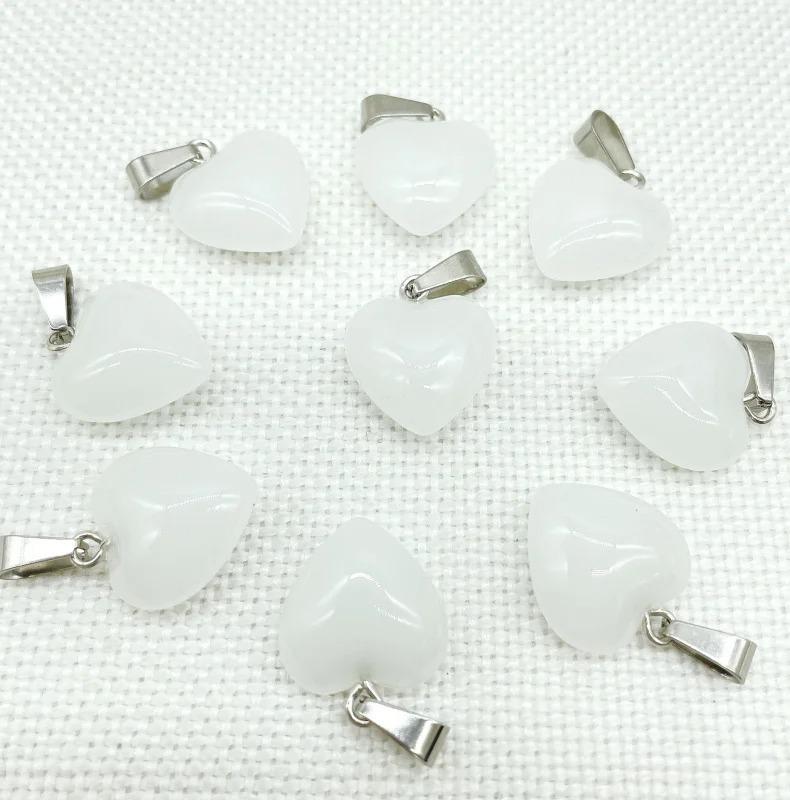 20MM Heart-Shaped Natural Crystal Stone Pendant Necklace DIY Accessory