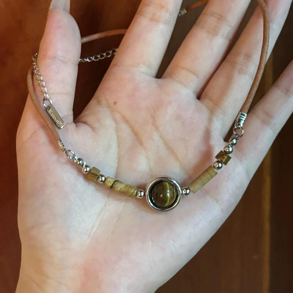 Tiger Eye Stone Beaded Necklace Design Punk Simple Fashion High End Clavicle Chain Short Men's Women's Retro Leather Necklace