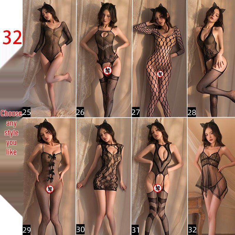 Διχτυωτό Σετ Εσωρούχων με Ανοιχτό Κύπελλο & Καβάλα με Κάλτσες