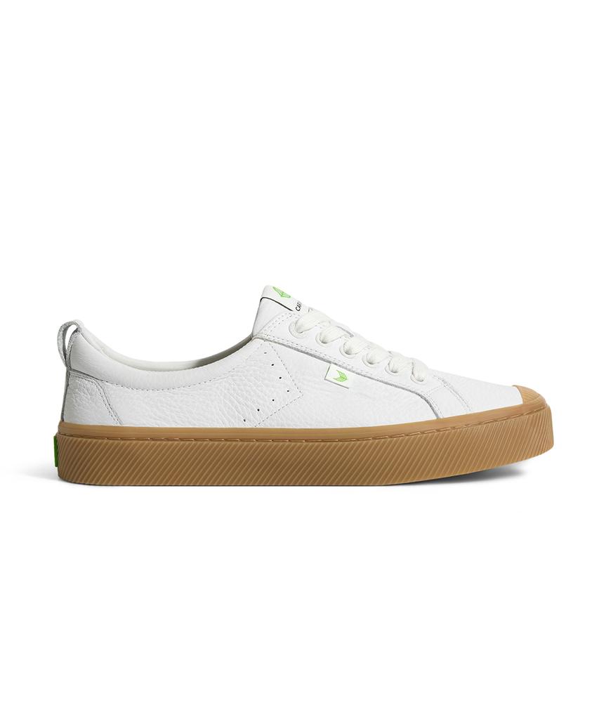 Cariuma Oka Low Sneakers Premium Leather Gum Sole White