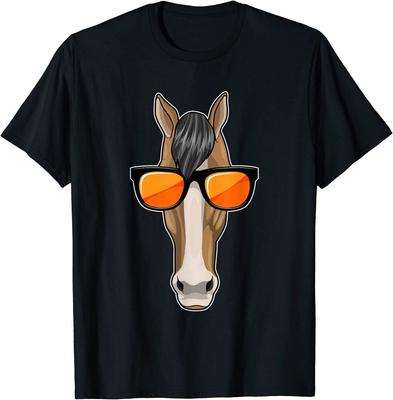 Cheval avec des lunettes de soleil Cool Idea T-shirt unisexe
