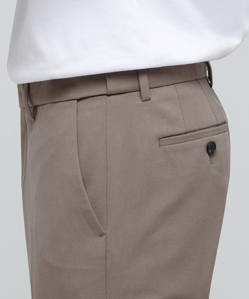 MUSINSA STANDARD Lightweight Skinny Hidden Elastic Waist Crop Slacks [Dusty Beige]