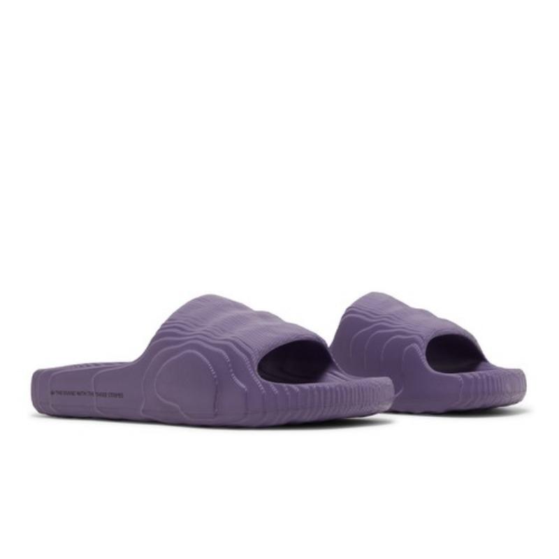 Шлепанцы adidas Adilette 22 Техно-фиолетовые HP6524 EU 39 фиолетовый