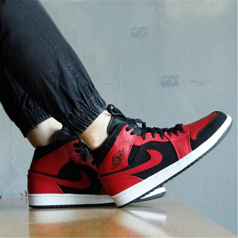 Jordan 1 Mid Reverse Bred GS 554725-054