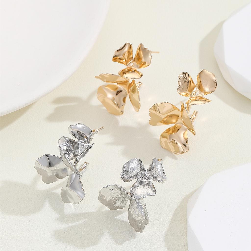 European and American Jewelry, Golden Flower Earrings, Unique Design Temperament, Beautiful Earrings, Women's High-end Light Luxury Earrings