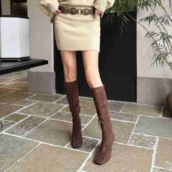 

2025 осень и зима новые эластичные ботильоны на тонком каблуке, высокие ботинки-чулки, женская обувь на высоком каблуке, ботинки Мартин 39 коричневый