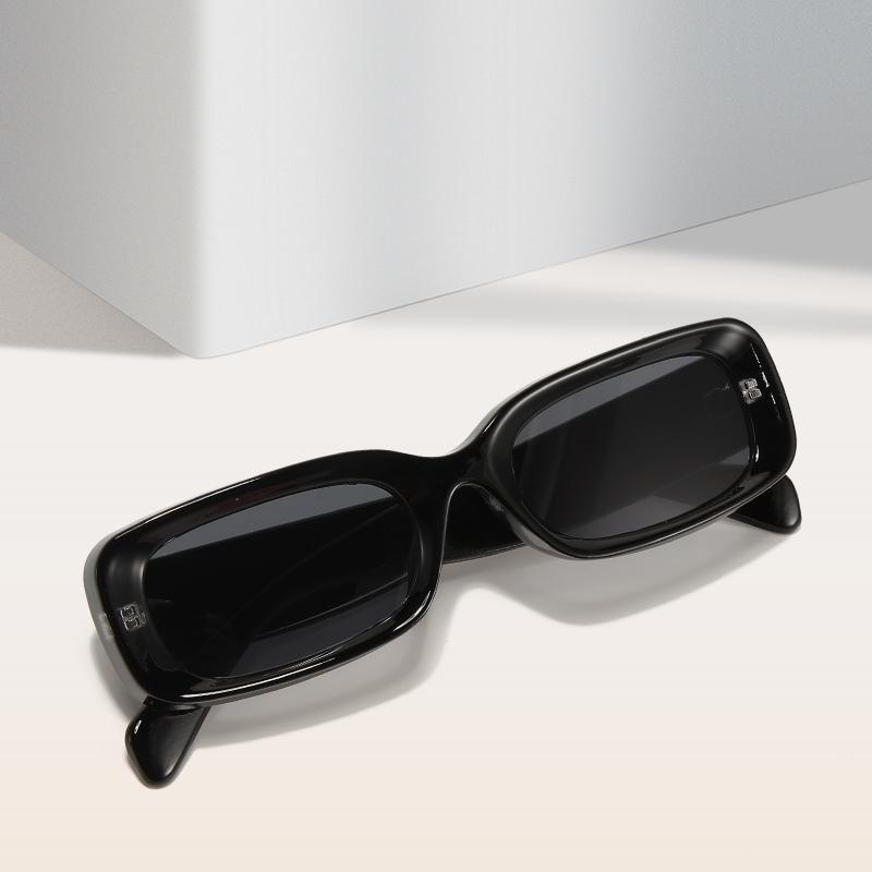 Retro square small frame black sunglasses UV protection lightweight stylish outdoor daily all-match unisex glasses