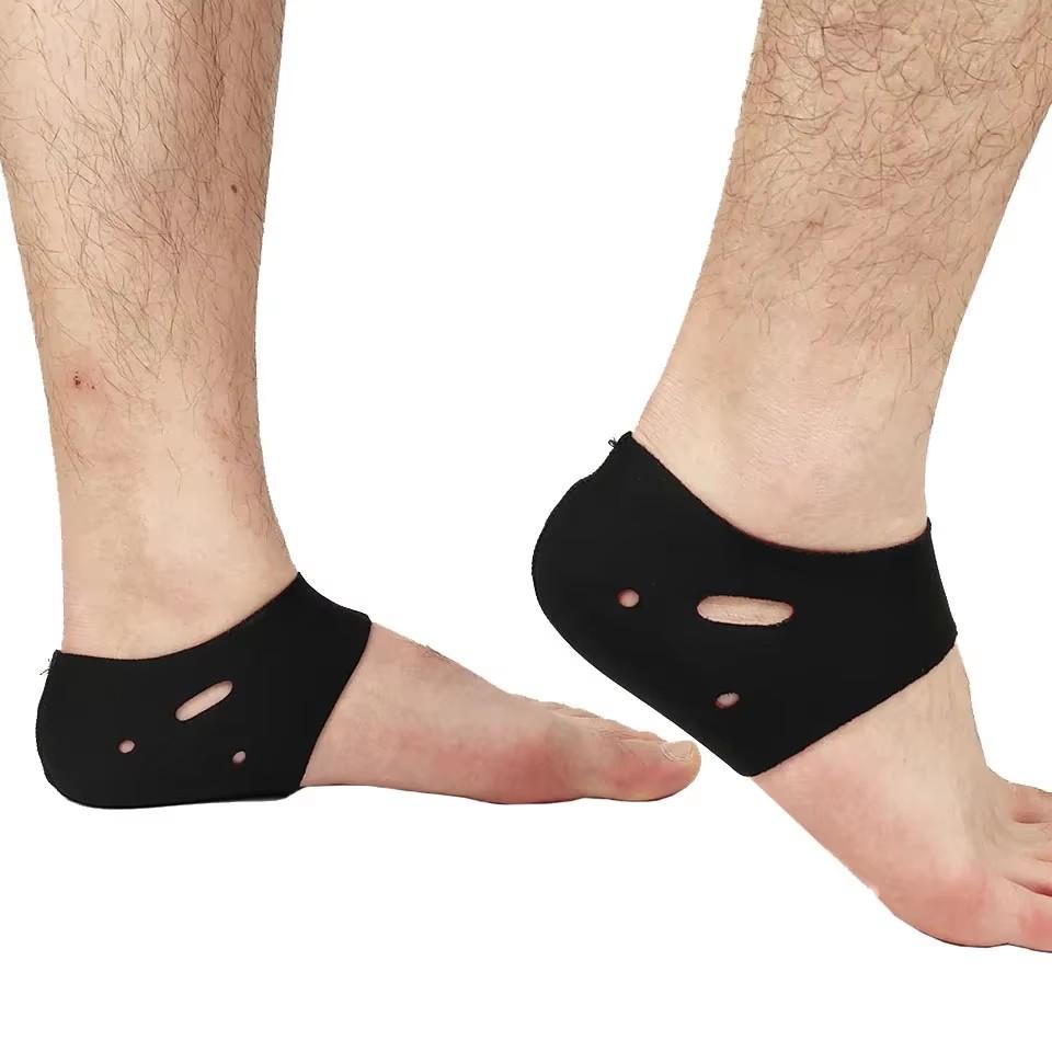 

Gobygo 1Pair Heel Cover Punch Holes Ventilation Diving Material Heel Pad Chloroprene Rubber Thin Version Heel Sock Cover Unisex