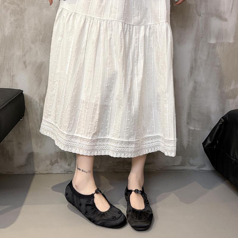 Mote Kvinner Komfortable Ballerinaer Fritidssko Sommersandaler 2025 Ny Mote Kvinne Løping Lav Enkle og Elegante Sko