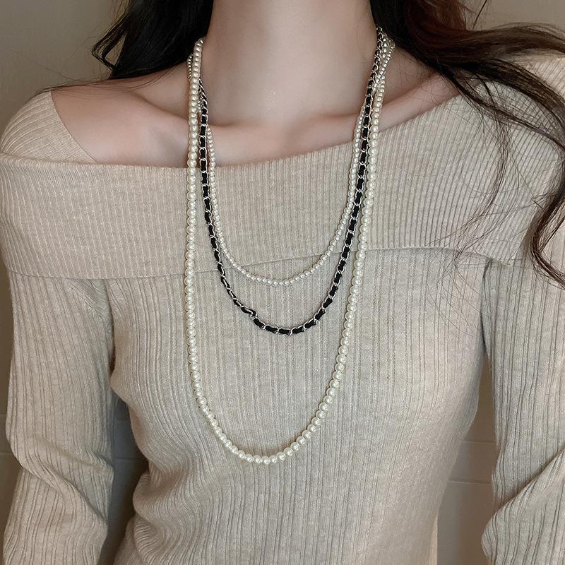 French Long Pearl Necklace Fashionable Retro Light Luxury Collarbone Chain Personalized High Sense Versatile New Item Jewelry