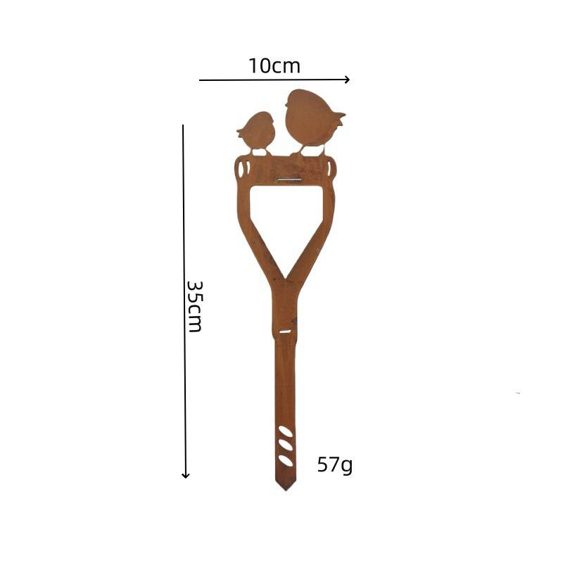 Rusty Metal Bird Silhouette: Retro Garden Tree Ornament