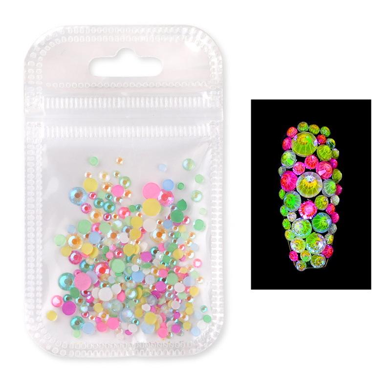 Hot-Selling Halloween Manicure Sticker Diamond Luminous Drill Ss6-Ss20 Multi-Size Mixed Fluorescent Drill