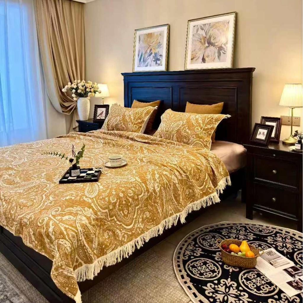 4-Layer Cotton Gauze Jacquard Tassel Blanket - Soft, Breathable, Washable Sofa Throw