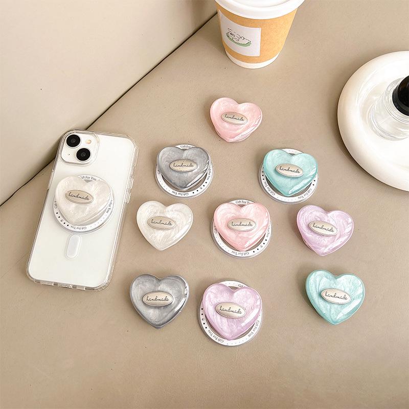 Colorful Heart Magnetic Phone Holder: Luxurious Airbag Design for Easy Viewing