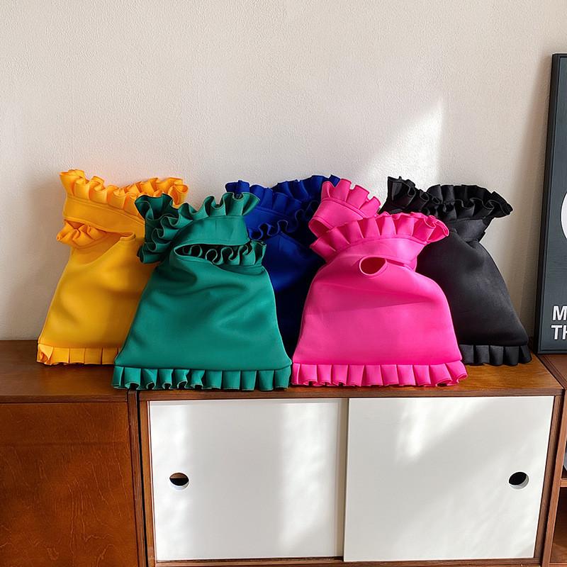 Trendy Street Style Bucket Bag With Polyester Material And Open Top For Commuting
