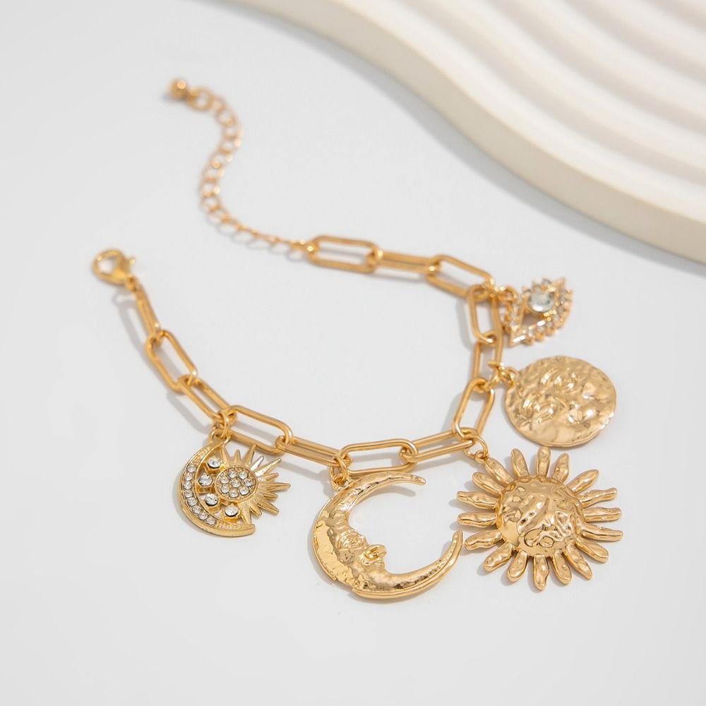 Fashion Chains Choker Vintage Exaggeration Necklace Trendy Sun Moon Pendant  Jewelry