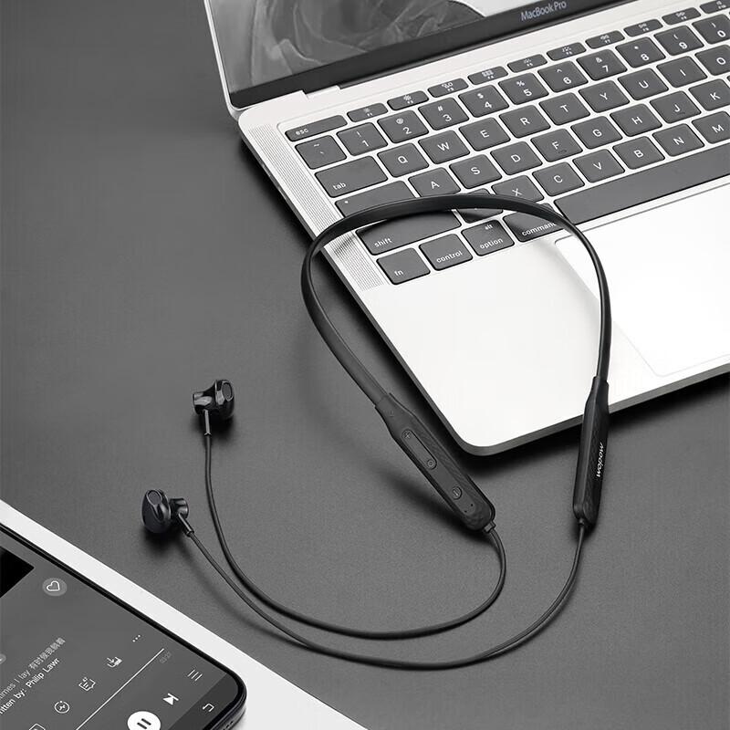 WOPOW Bluetooth Sports Neckband Earphones