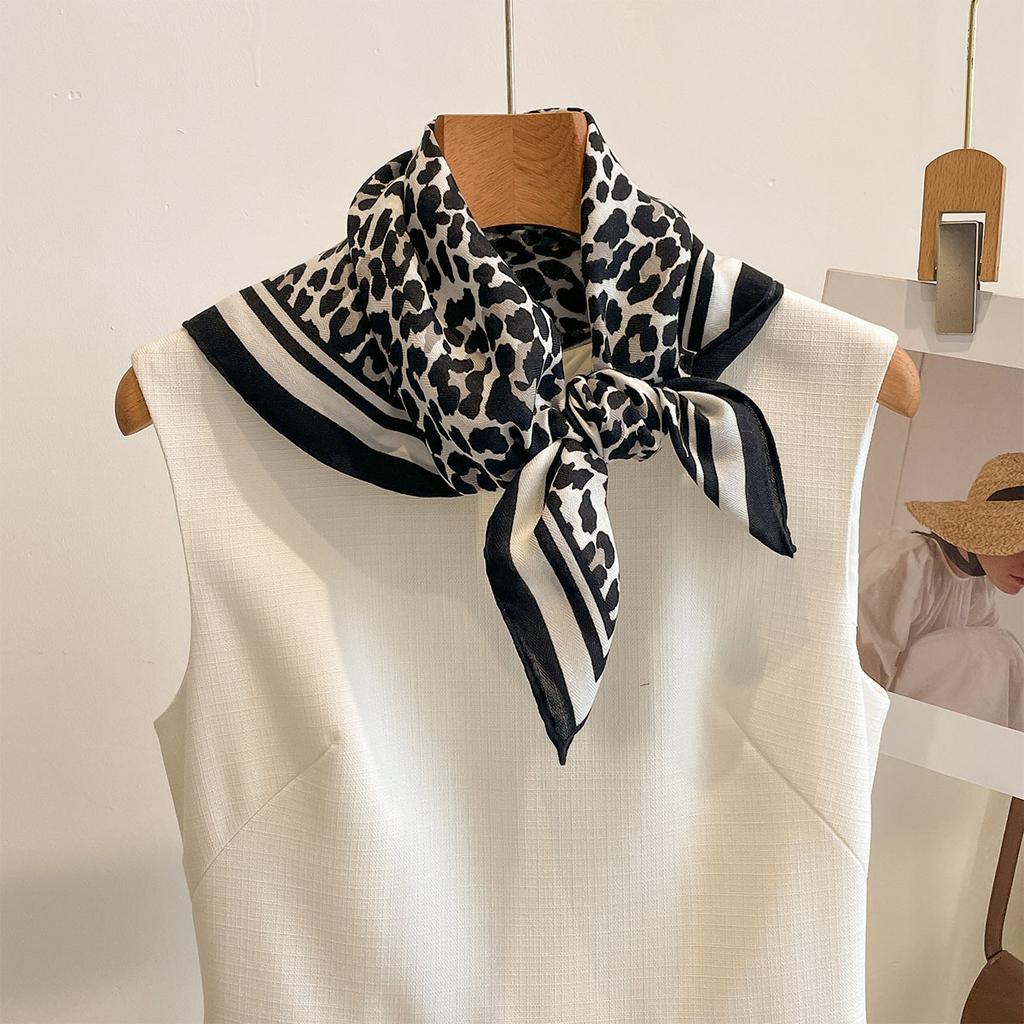 Spring New Versatile 71 Cotton and Linen Feel Small Square Scarf Fashion Leopard Print Silk Scarf Scarf Shawl Tied Waist