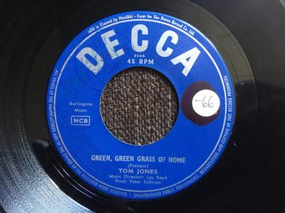7inch Record TOM JONES - Green, Green Grass Of Home F12516 Decca 1966 Finland Rock Used